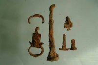 Cronica Cercetărilor Arheologice din România, Campania 2001. Raportul nr. 181.<br /> Sectorul Piese-inventar-necropola.